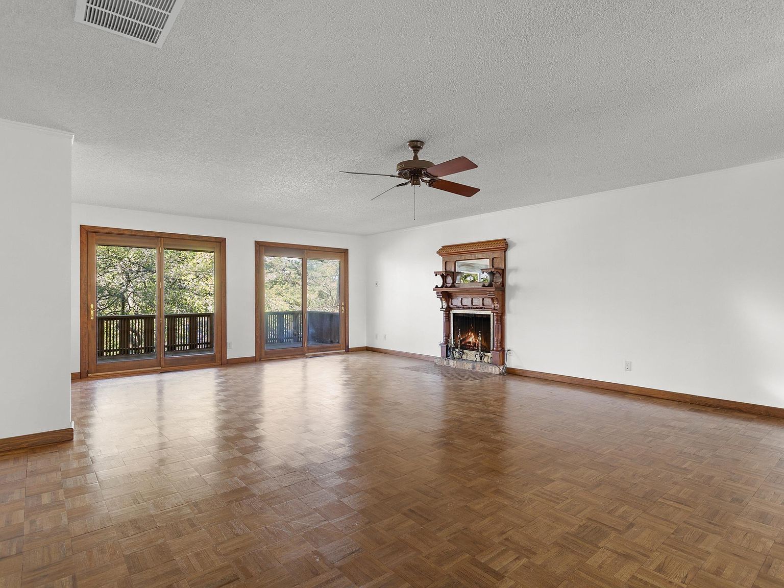 229 Hideaway Central Ln Lindale, TX 75771 - Thumbnail 4