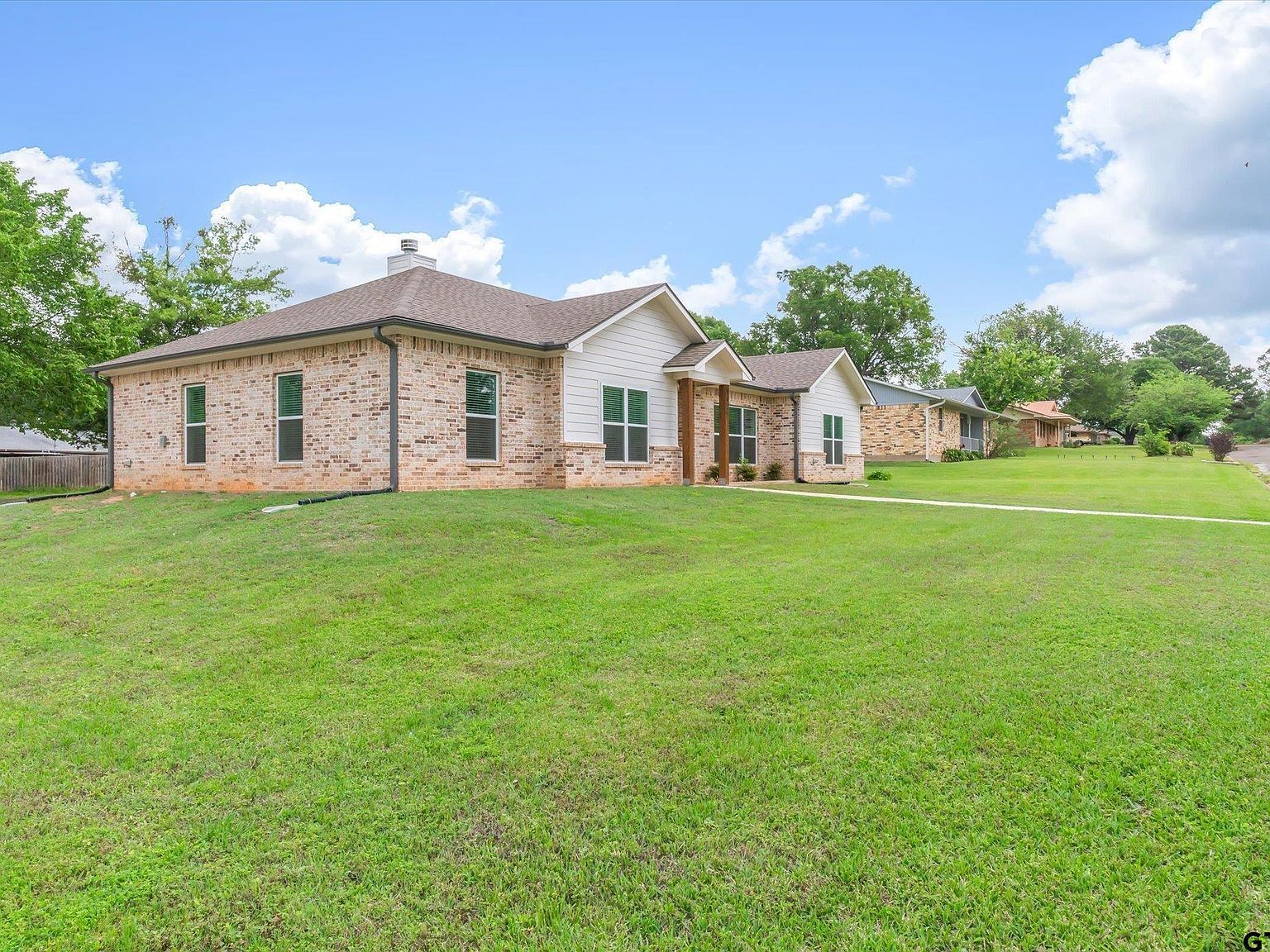 1024 Monte Carlo Grand Saline, TX 75140 - Thumbnail 4
