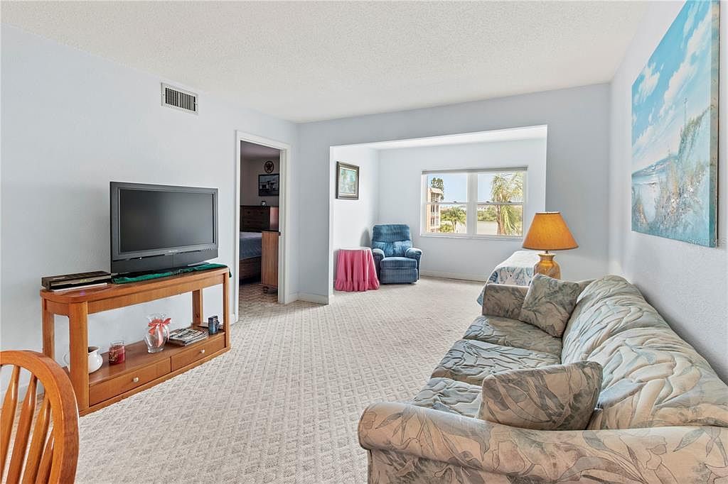 4103 Lake Bayshore Dr #404 Bradenton, FL 34205 - Thumbnail 4