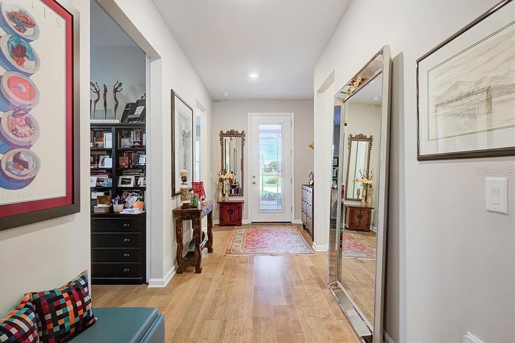 17148 Hampton Falls Ter Bradenton, FL 34202 - Thumbnail 4