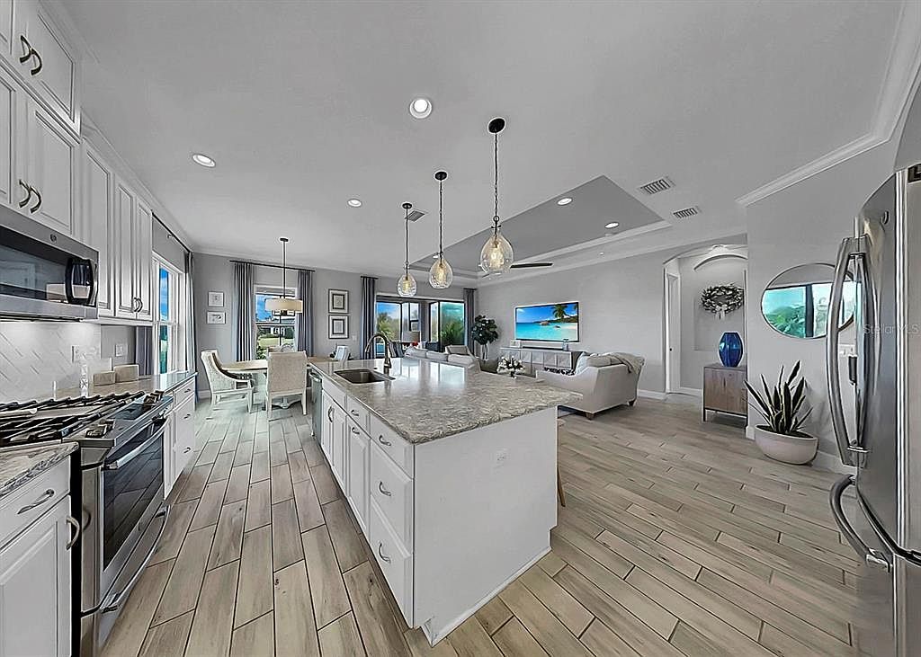 4615 Stickley Ct Palmetto, FL 34221 - Thumbnail 4