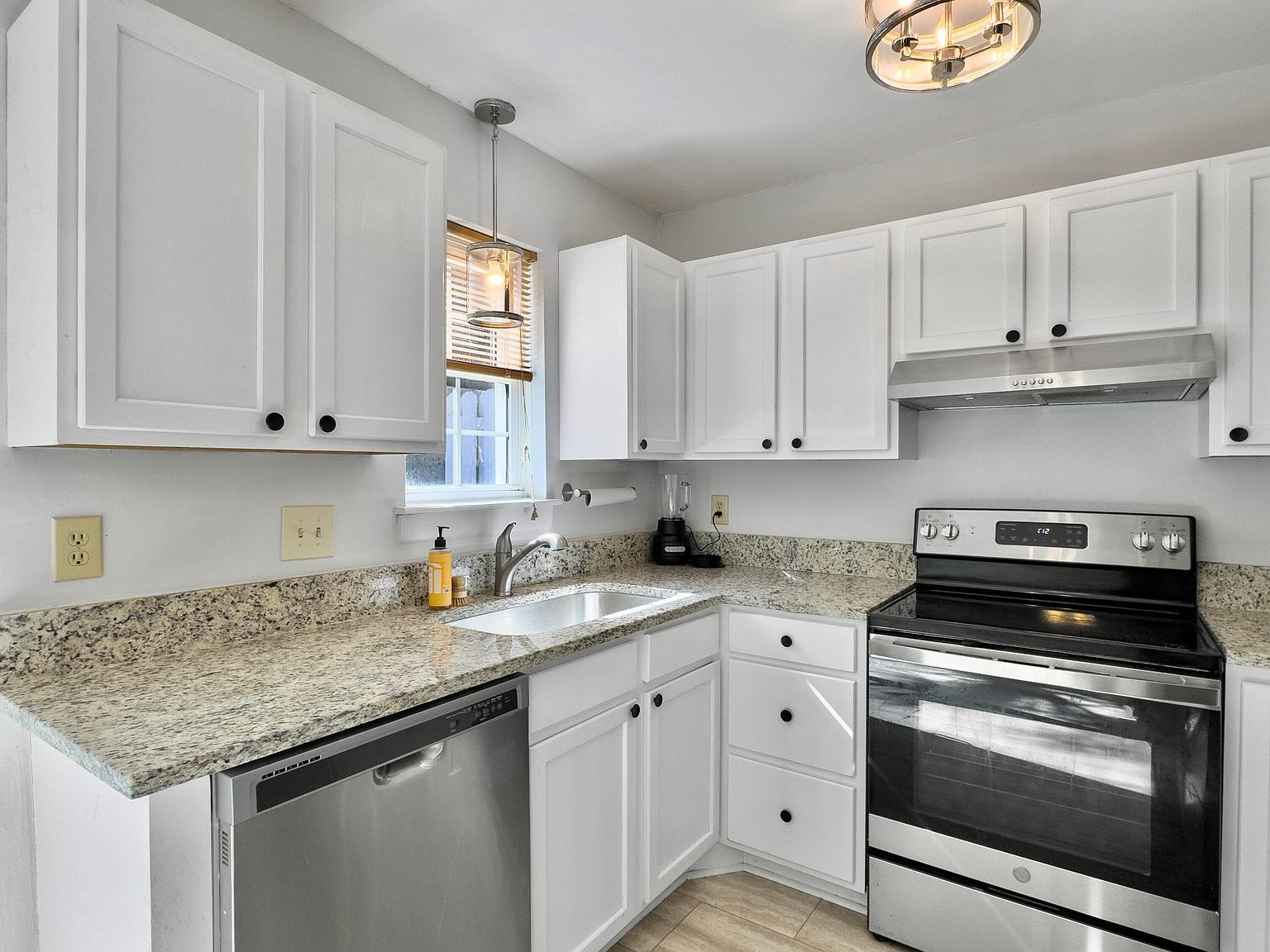 21 Rivers Point Row APT 10C Charleston, SC 29412 - Thumbnail 4