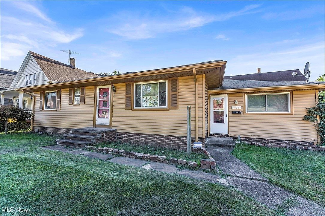 3930 E 53rd St Newburgh Heights, OH 44105 - Thumbnail 4