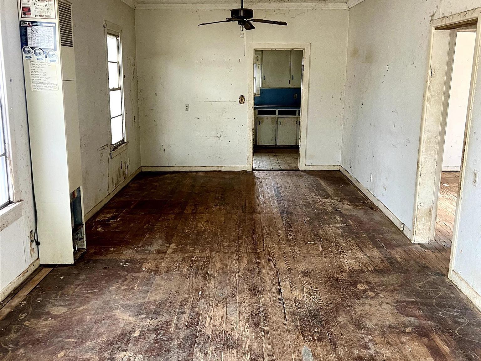 318 E 7th St Burkburnett, TX 76354 - Thumbnail 4