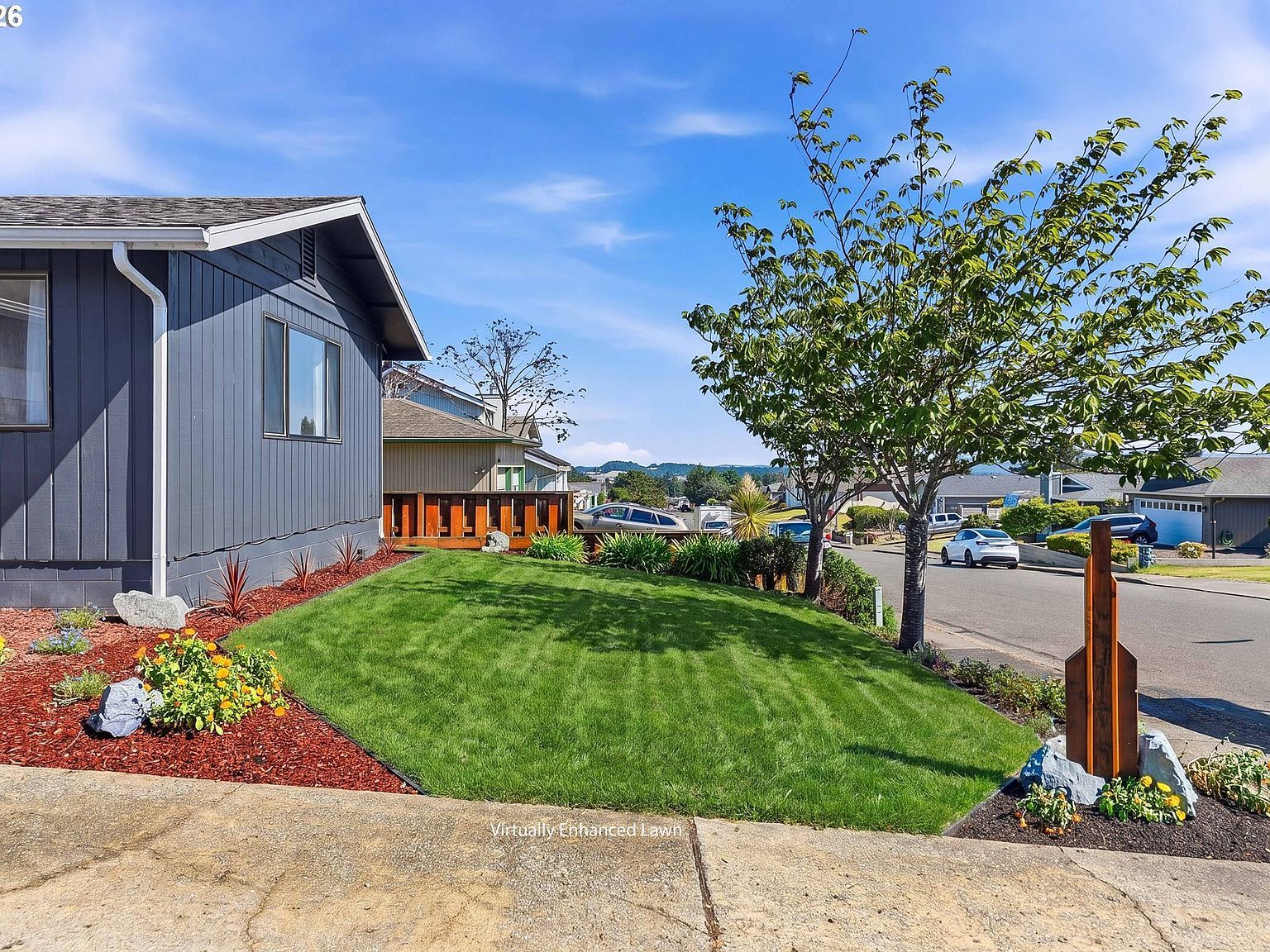 2070 Hayes St North Bend, OR 97459 - Thumbnail 4