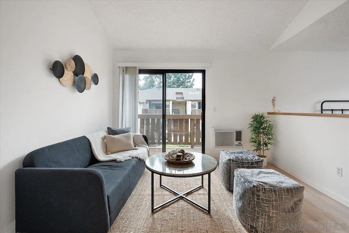 10296 Black Mountain Rd APT 220 San Diego, CA 92126 - Thumbnail 4