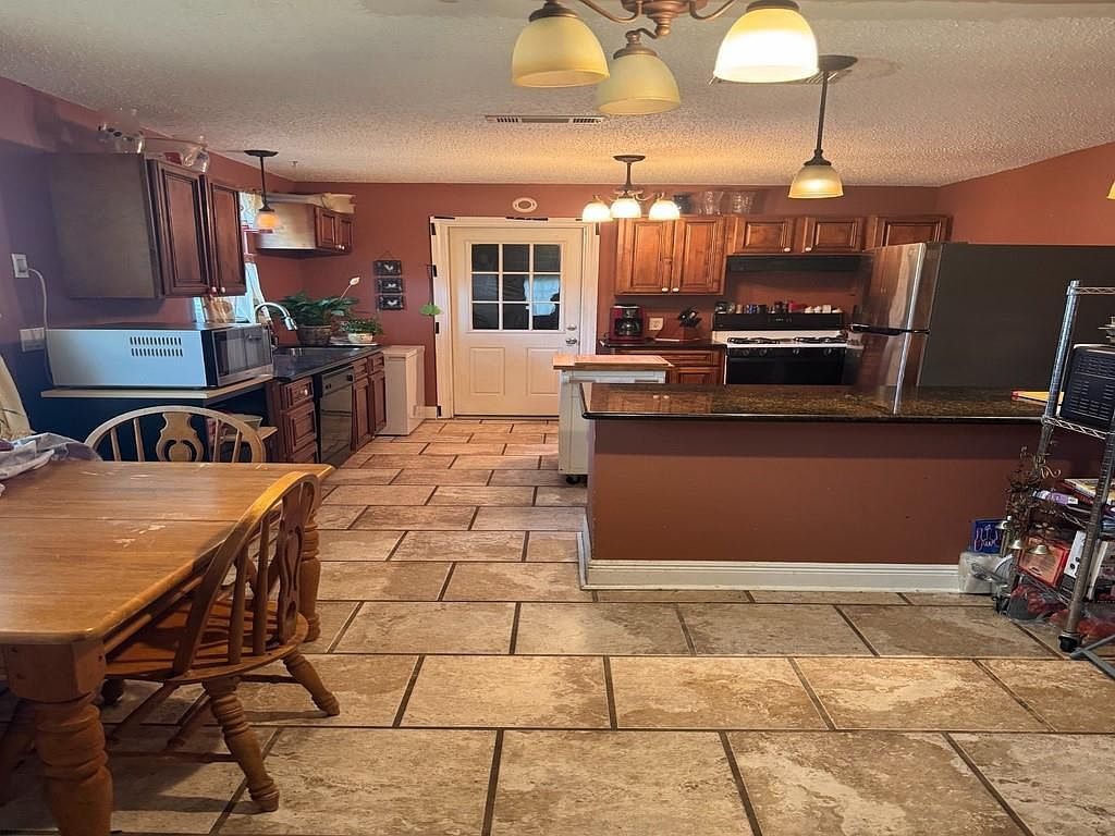 1210 Fairway Dr Kenner, LA 70062 - Thumbnail 4