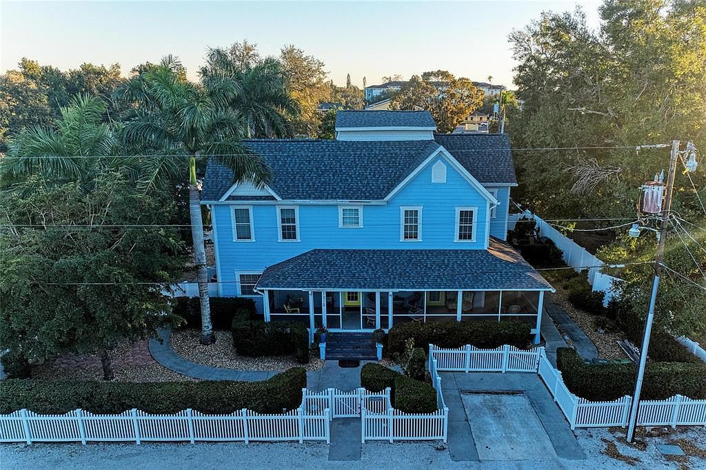 1315 15th Ave W Bradenton, FL 34205 - Thumbnail 4