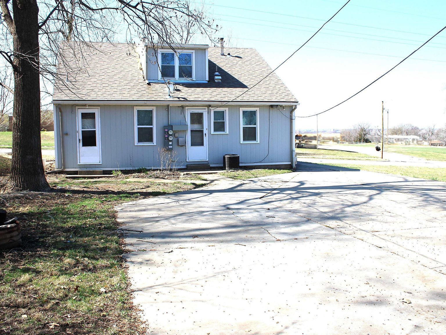 2632/2634 SE Adams St Topeka, KS 66605 - Thumbnail 4