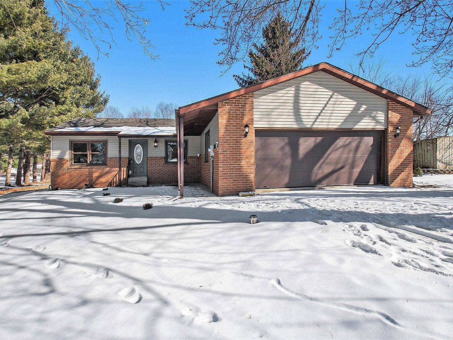 1114 N Penny Dr Warsaw, IN 46580 - Thumbnail 4