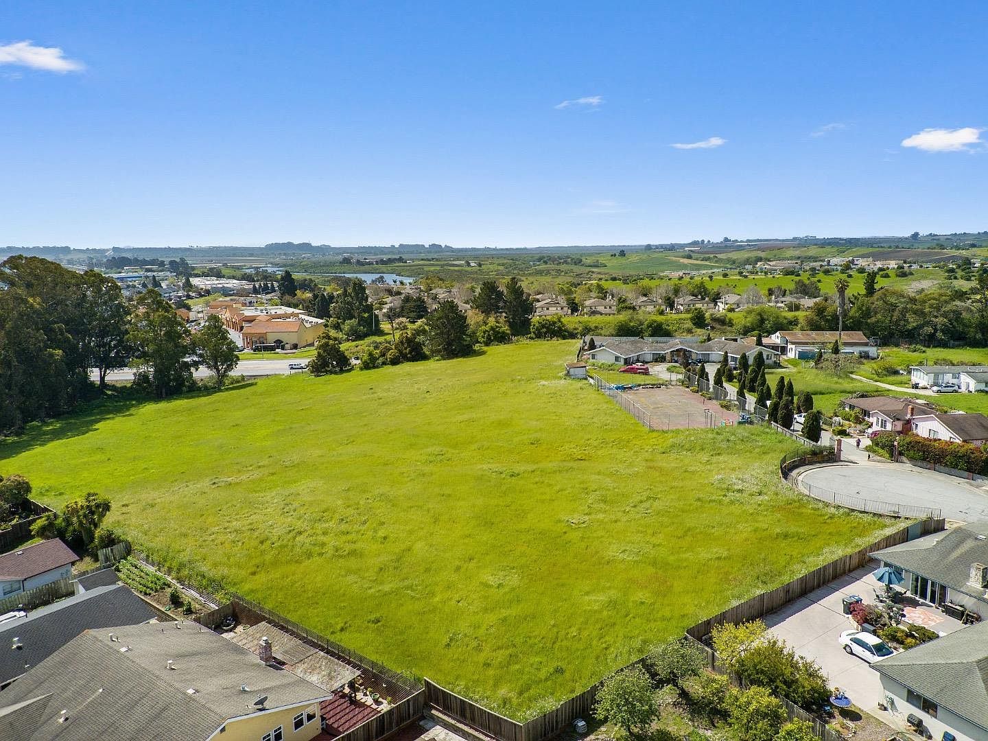 40 Eileen St Watsonville, CA 95076 - Thumbnail 4