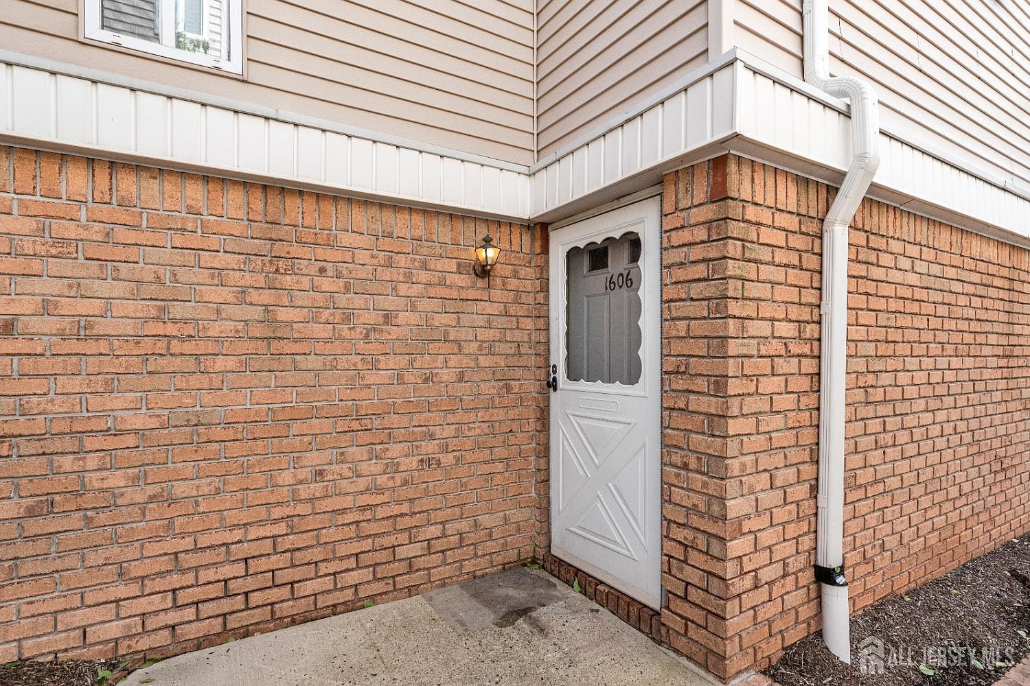 1606 Madaline Dr Avenel, NJ 07001 - Thumbnail 4