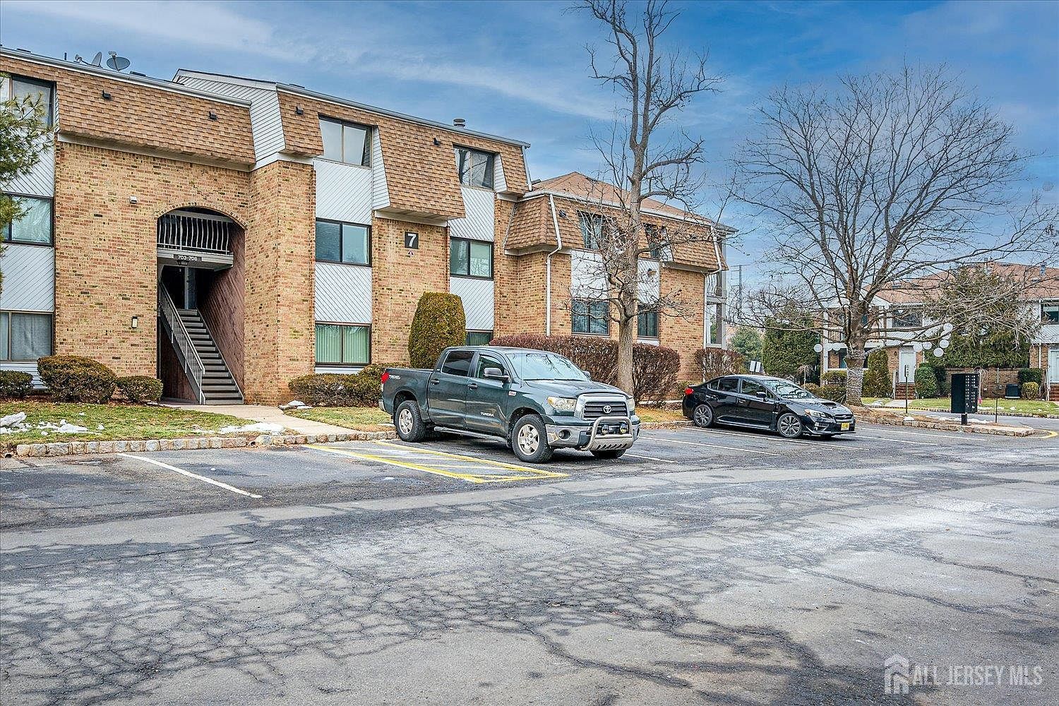 707 Edison Glen Ter Edison, NJ 08837 - Thumbnail 4