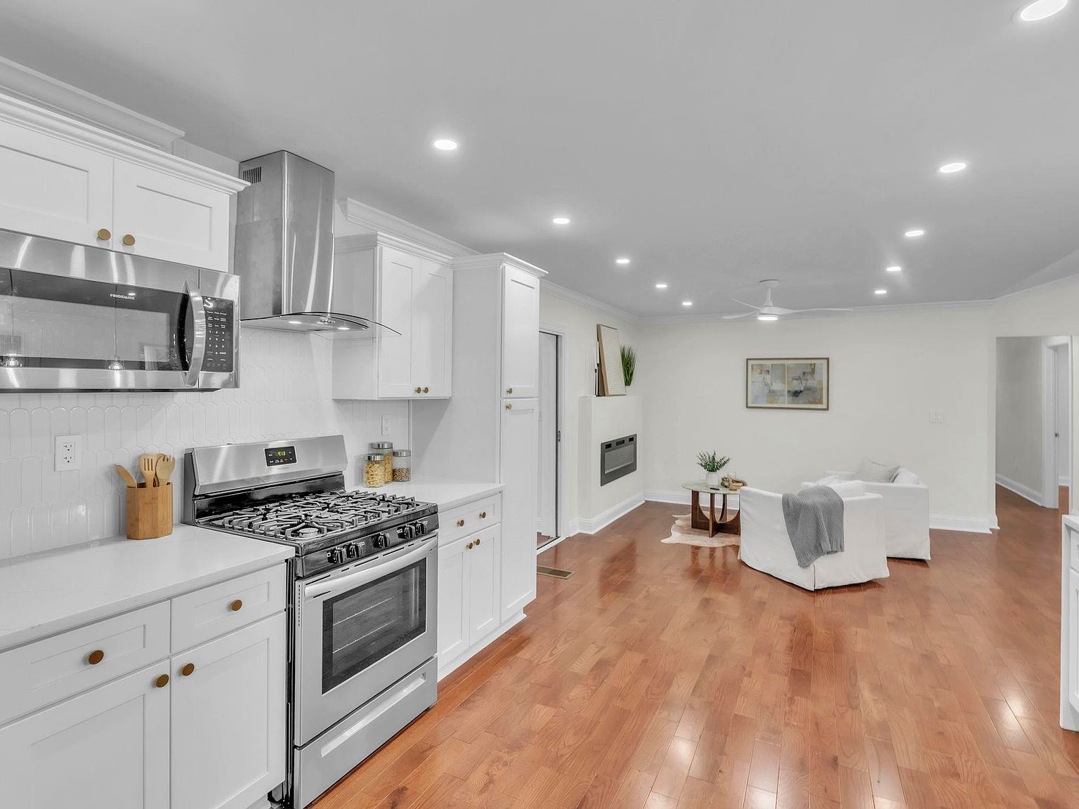 601 Parkins Mill Rd Greenville, SC 29607 - Thumbnail 4