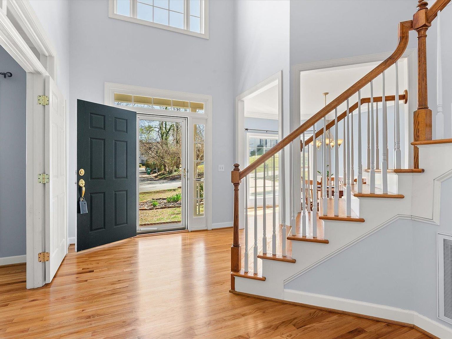 513 Worchester Pl Simpsonville, SC 29680 - Thumbnail 4