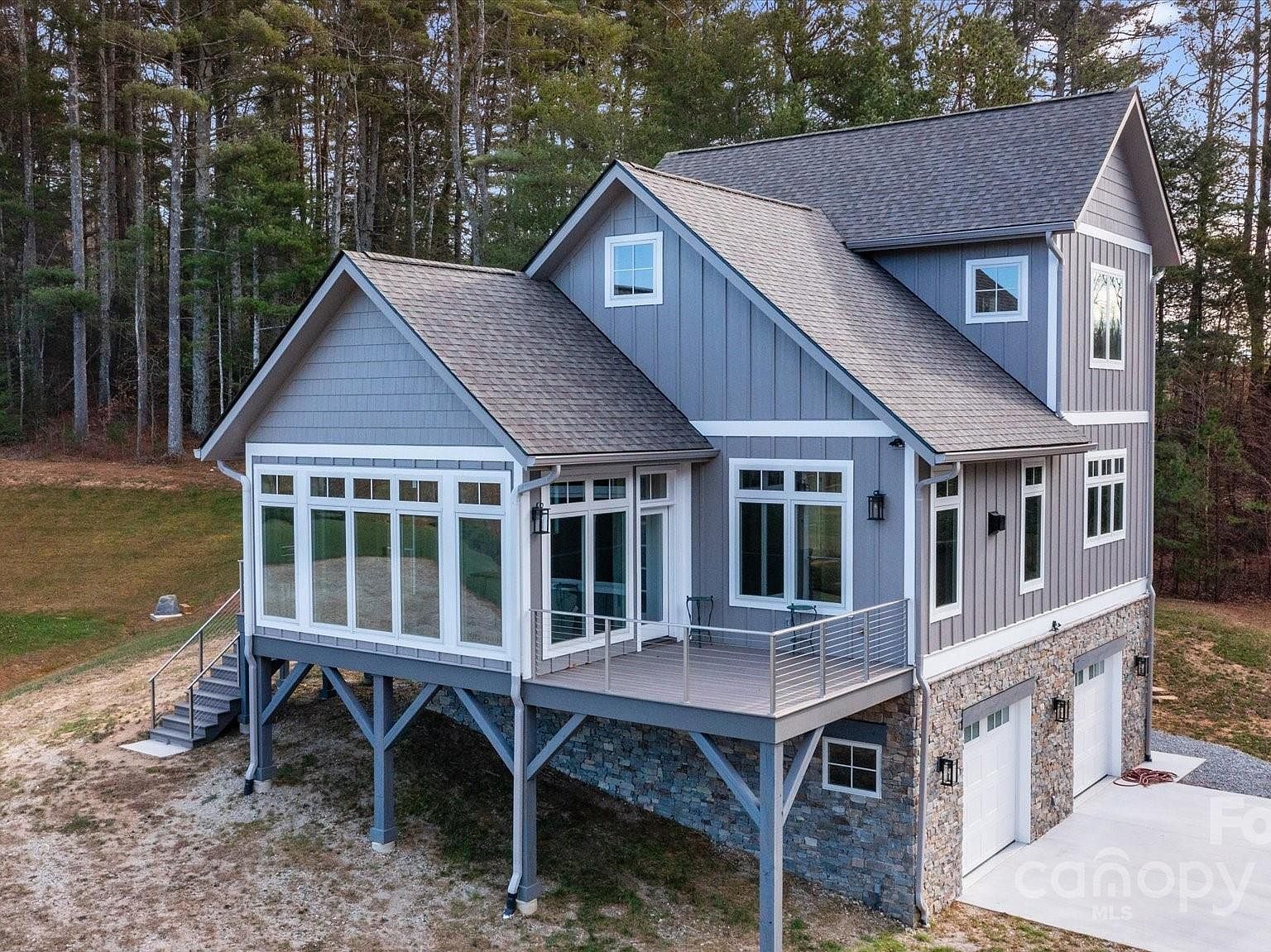 326 Golden Valley Dr Hendersonville, NC 28792 - Thumbnail 4