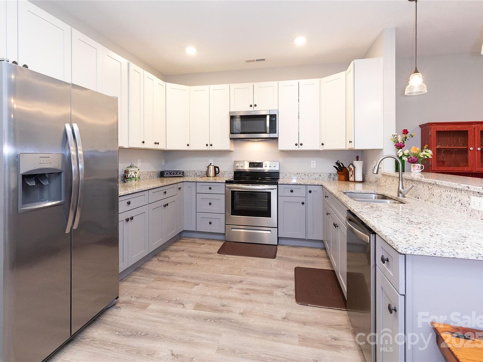 138 Foxden Dr #102 Fletcher, NC 28732 - Thumbnail 4