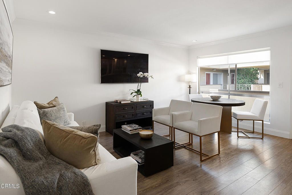 970 Palm Ave APT 221 West Hollywood, CA 90069 - Thumbnail 4