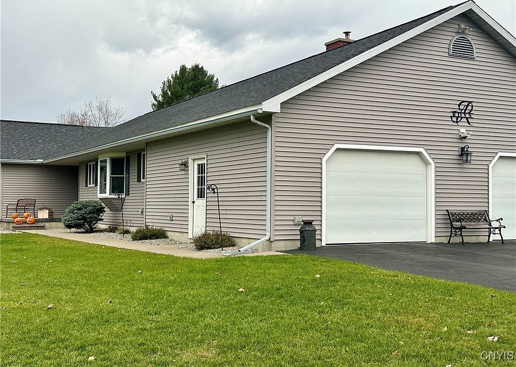 7413 Sanger Hill Rd Waterville, NY 13480 - Thumbnail 4