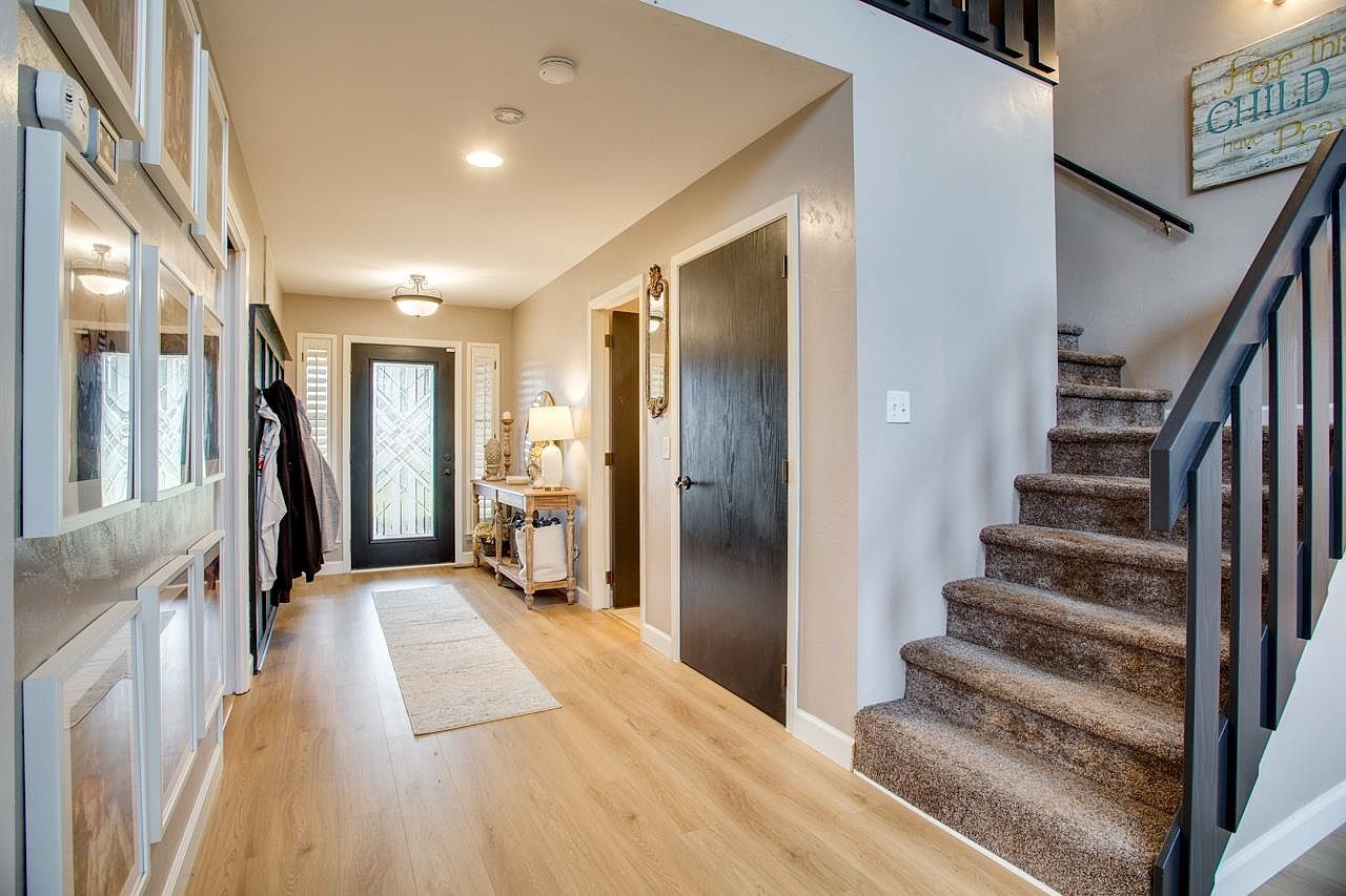 1106 Dalton Ct Enid, OK 73703 - Thumbnail 4