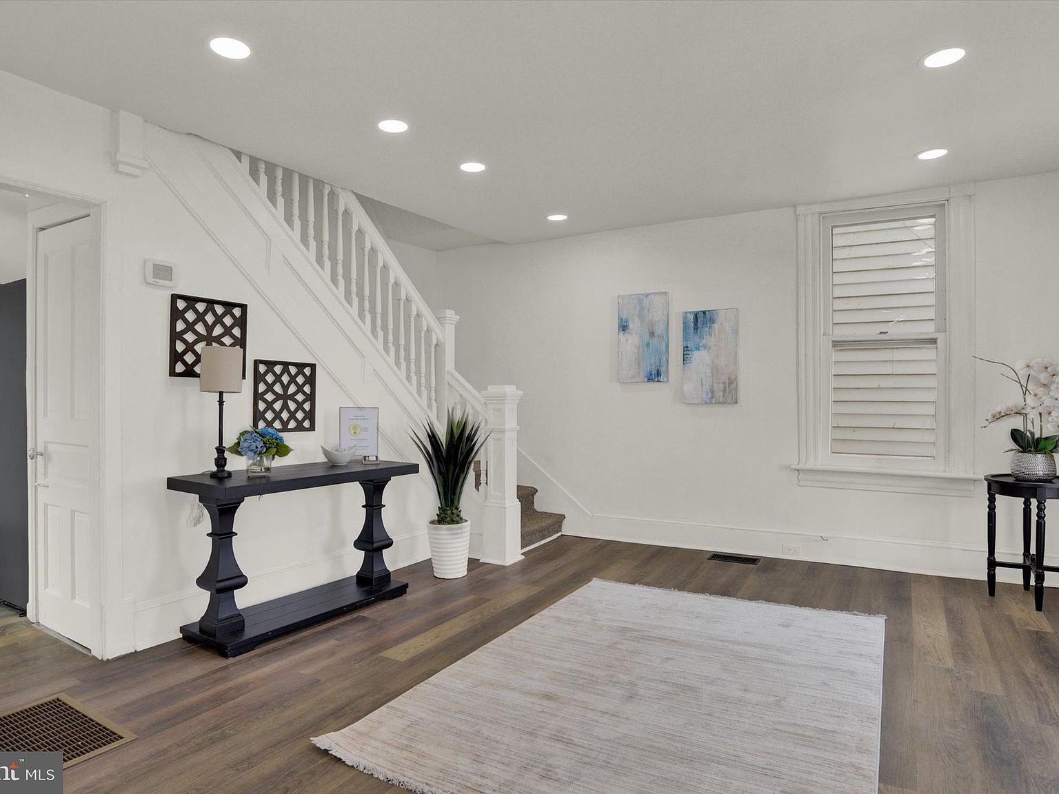 113 N York St Mechanicsburg, PA 17055 - Thumbnail 4