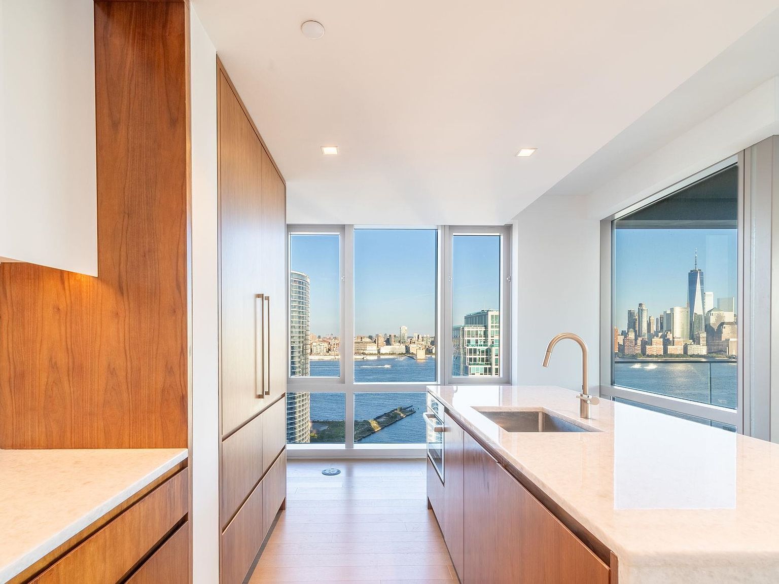 75 Park Ln S APT 3004 Jersey City, NJ 07310 - Thumbnail 4