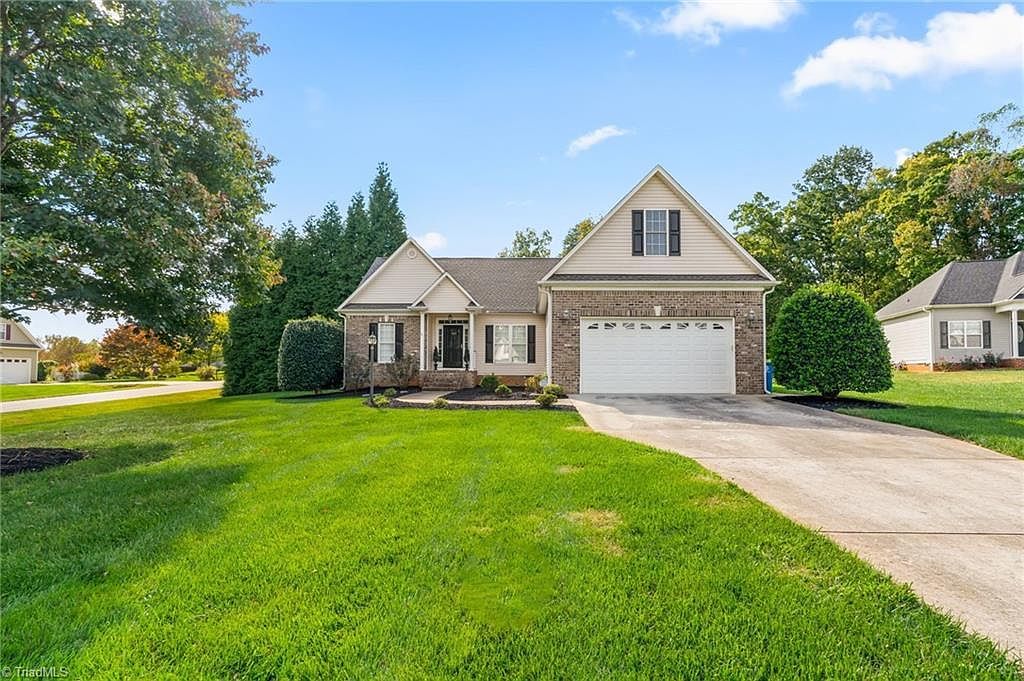 106 Stonegate Ct Reidsville, NC 27320 - Thumbnail 4