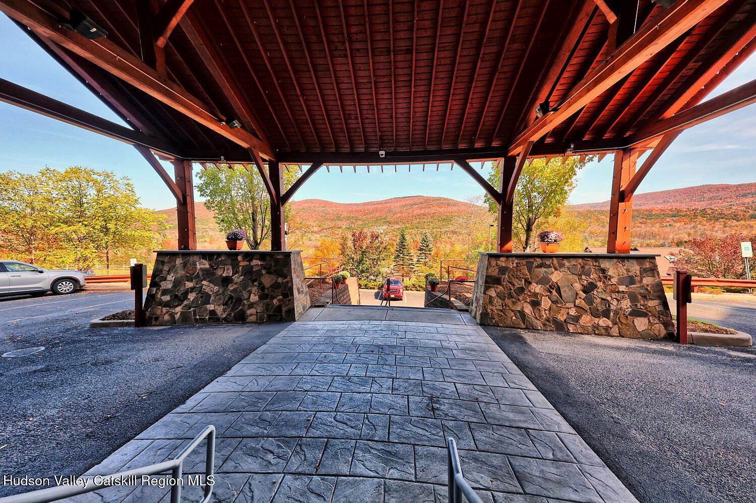 62 Liftside Dr APT 341 Hunter, NY 12442 - Thumbnail 4