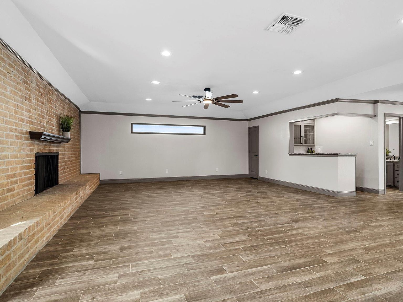 3031 Fairway Dr Sugar Land, TX 77478 - Thumbnail 4