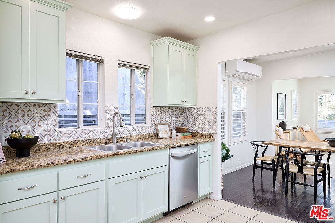 905 5th Ave Venice, CA 90291 - Thumbnail 4