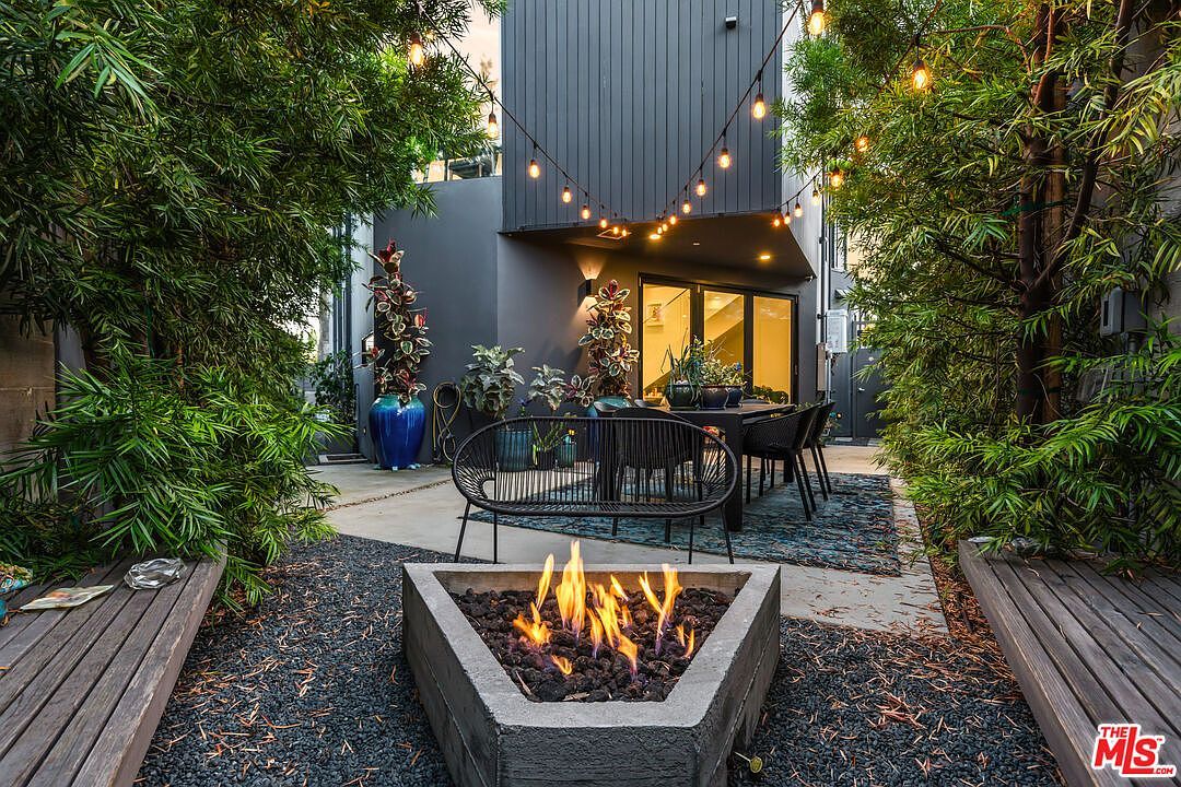 407 Rialto Ave Venice, CA 90291 - Thumbnail 4