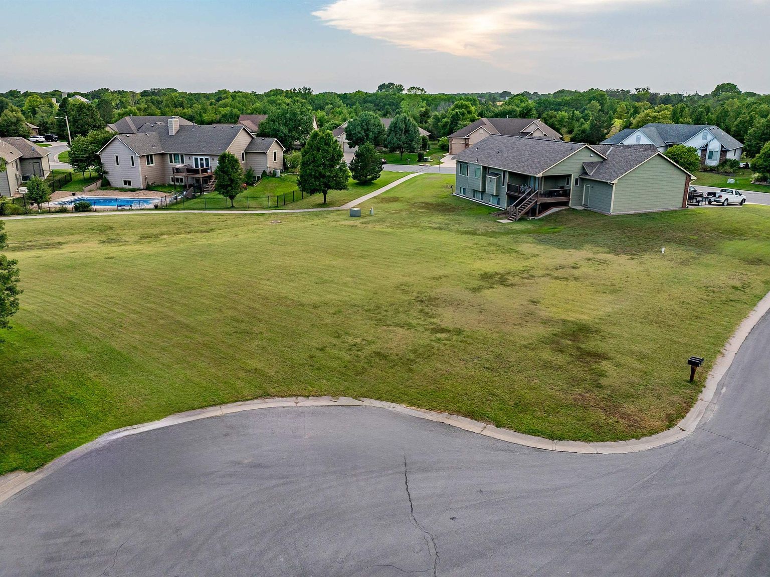 607 E Aspen Creek Ct Andover, KS 67002 - Thumbnail 4