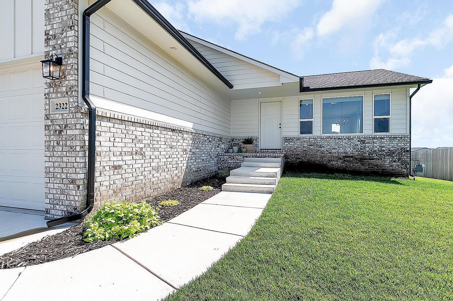 2322 S Hickory Creek St Wichita, KS 67235 - Thumbnail 4