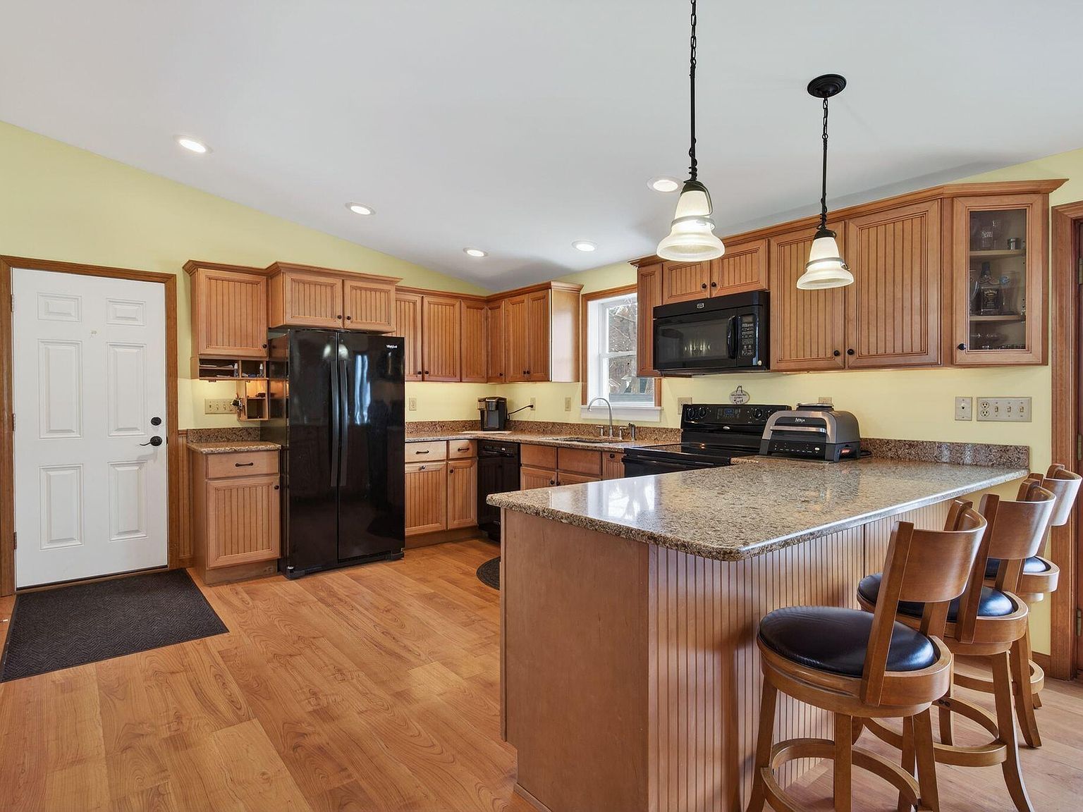 6 Priscilla Ave Biddeford, ME 04005 - Thumbnail 4