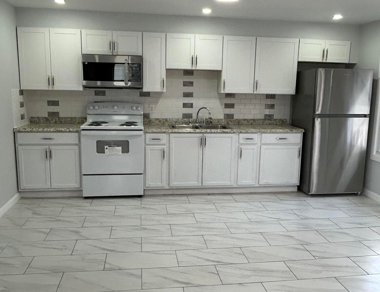 55 Terrace St Carbondale, PA 18407 - Thumbnail 4