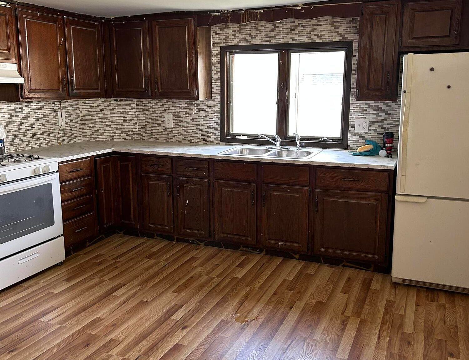 210 Gorham Ave Mayfield, PA 18433 - Thumbnail 4