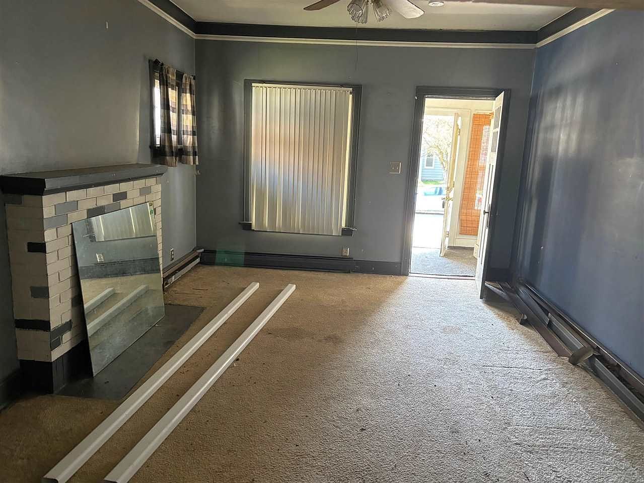 764 14th Ave S Clinton, IA 52732 - Thumbnail 4