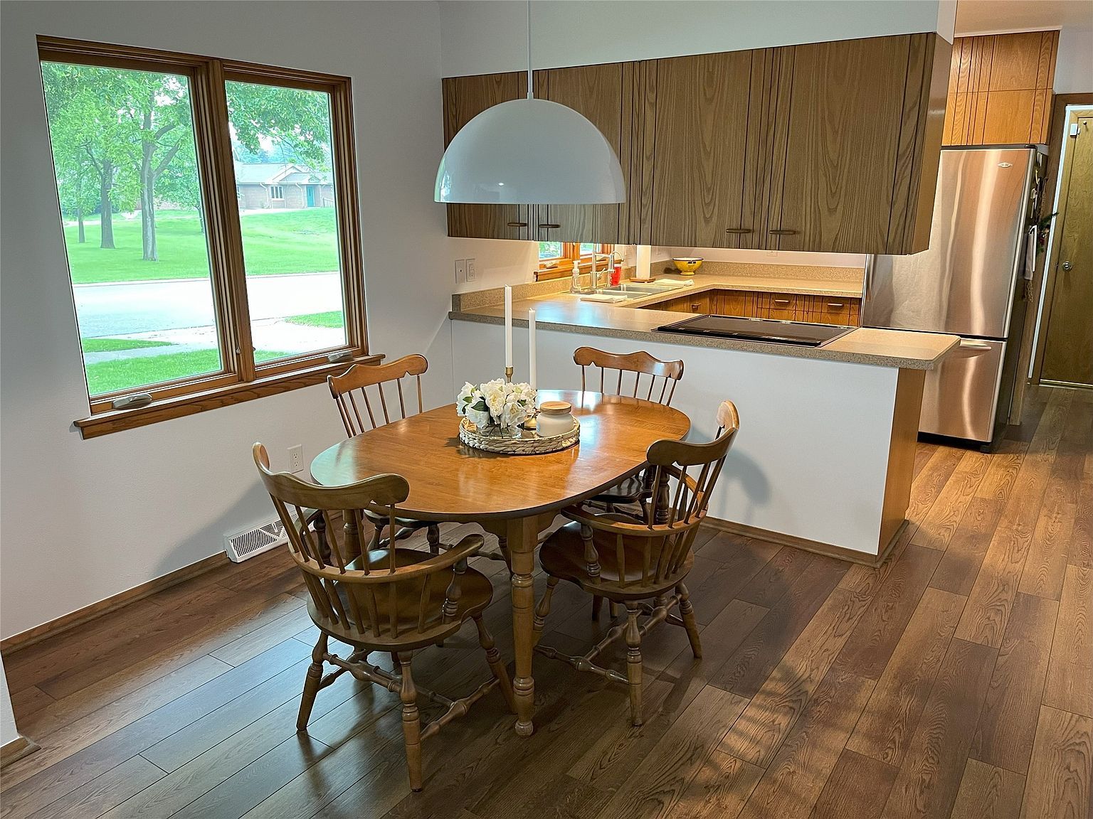 109 16th St SW Waverly, IA 50677 - Thumbnail 4