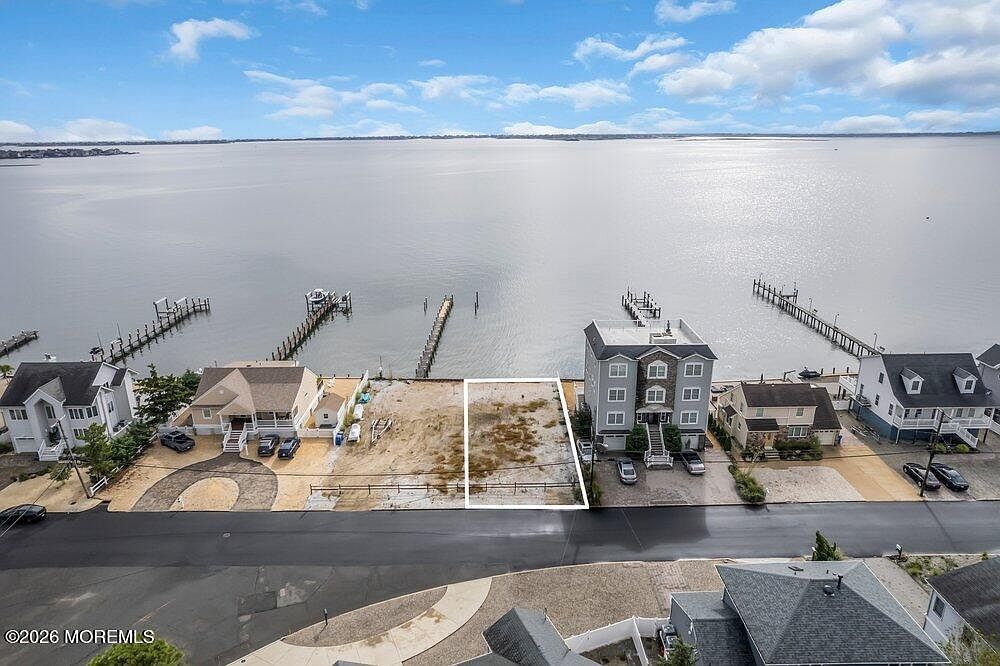 657 Bayview Dr Toms River, NJ 08753 - Thumbnail 4