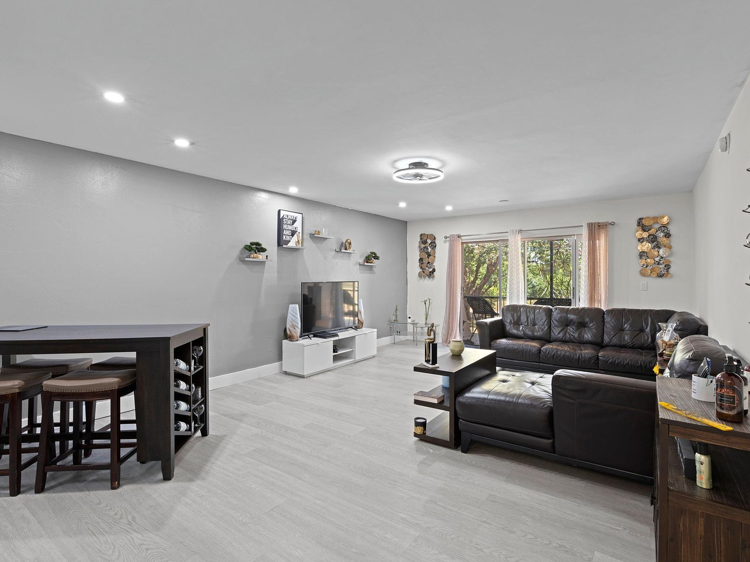 6001 N Falls Circle Dr APT 205 Lauderhill, FL 33319 - Thumbnail 4