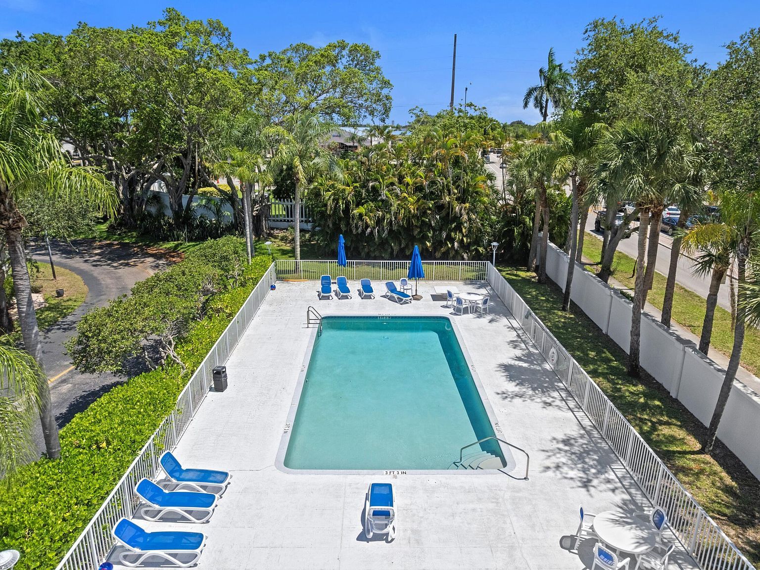 5160 Sabal Gardens Ln APT 1 Boca Raton, FL 33487 - Thumbnail 4