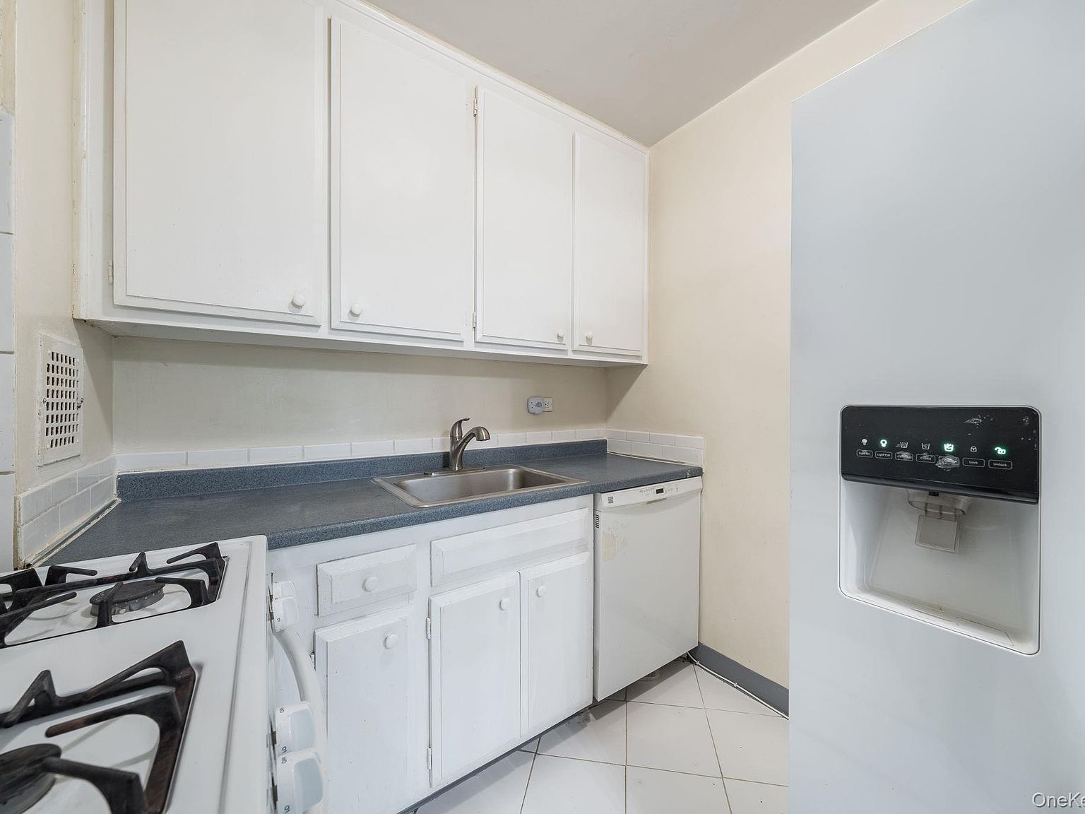 8515 Main St APT 3E Jamaica, NY 11435 - Thumbnail 4