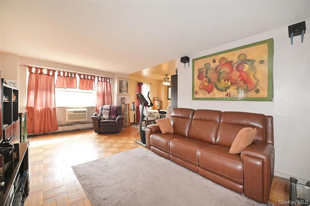 8900 170th St APT 6M Jamaica, NY 11432 - Thumbnail 4