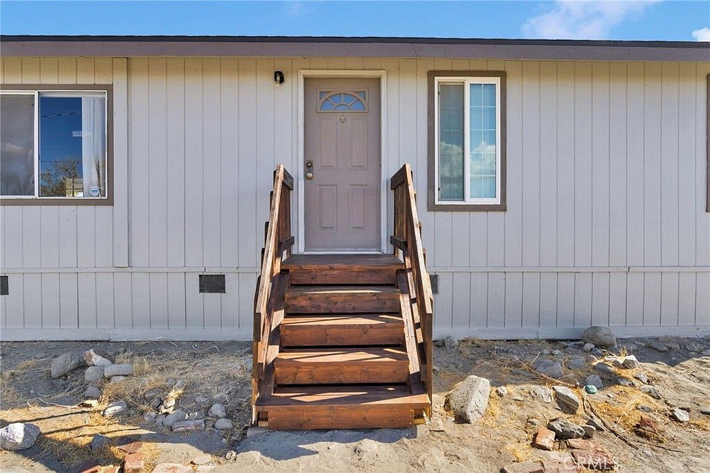 11579 Amarillo Rd Phelan, CA 92371 - Thumbnail 4