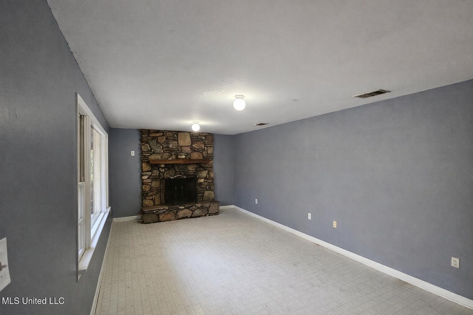 4620 Sutton Ave Moss Point, MS 39563 - Thumbnail 4