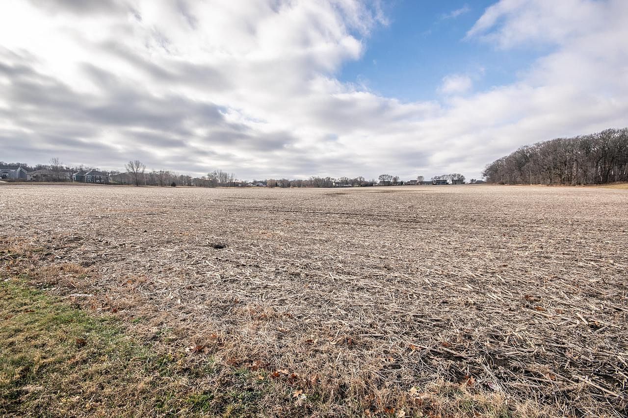 1130 S River Rd, West Bend, WI, 53095 - Thumbnail 4