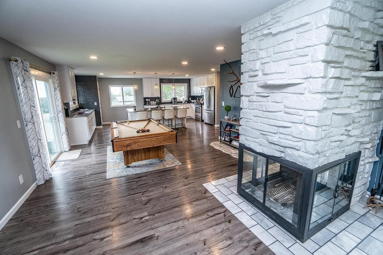 W215N5363 Ada Ct Menomonee Falls, WI 53051 - Thumbnail 4