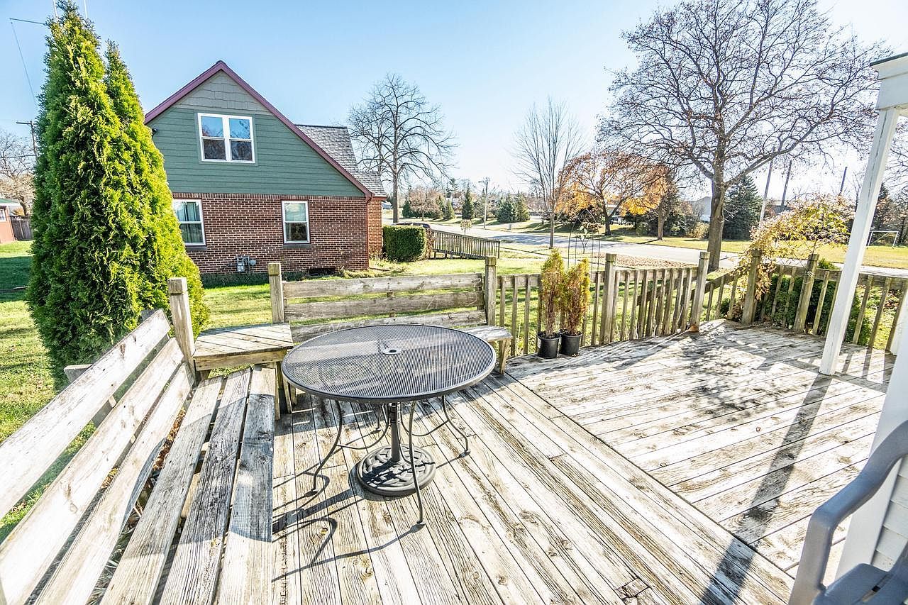 824 Park Ave West Bend, WI 53090 - Thumbnail 4