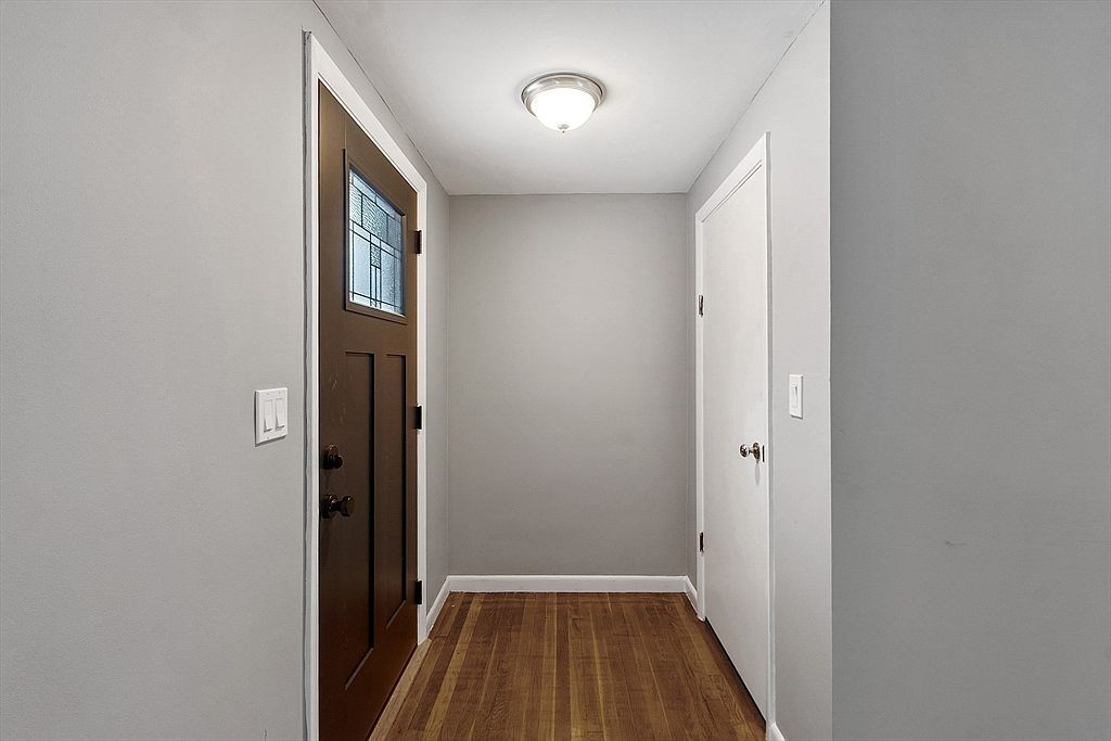 7 Lindsay Rd Billerica, MA 01821 - Thumbnail 4