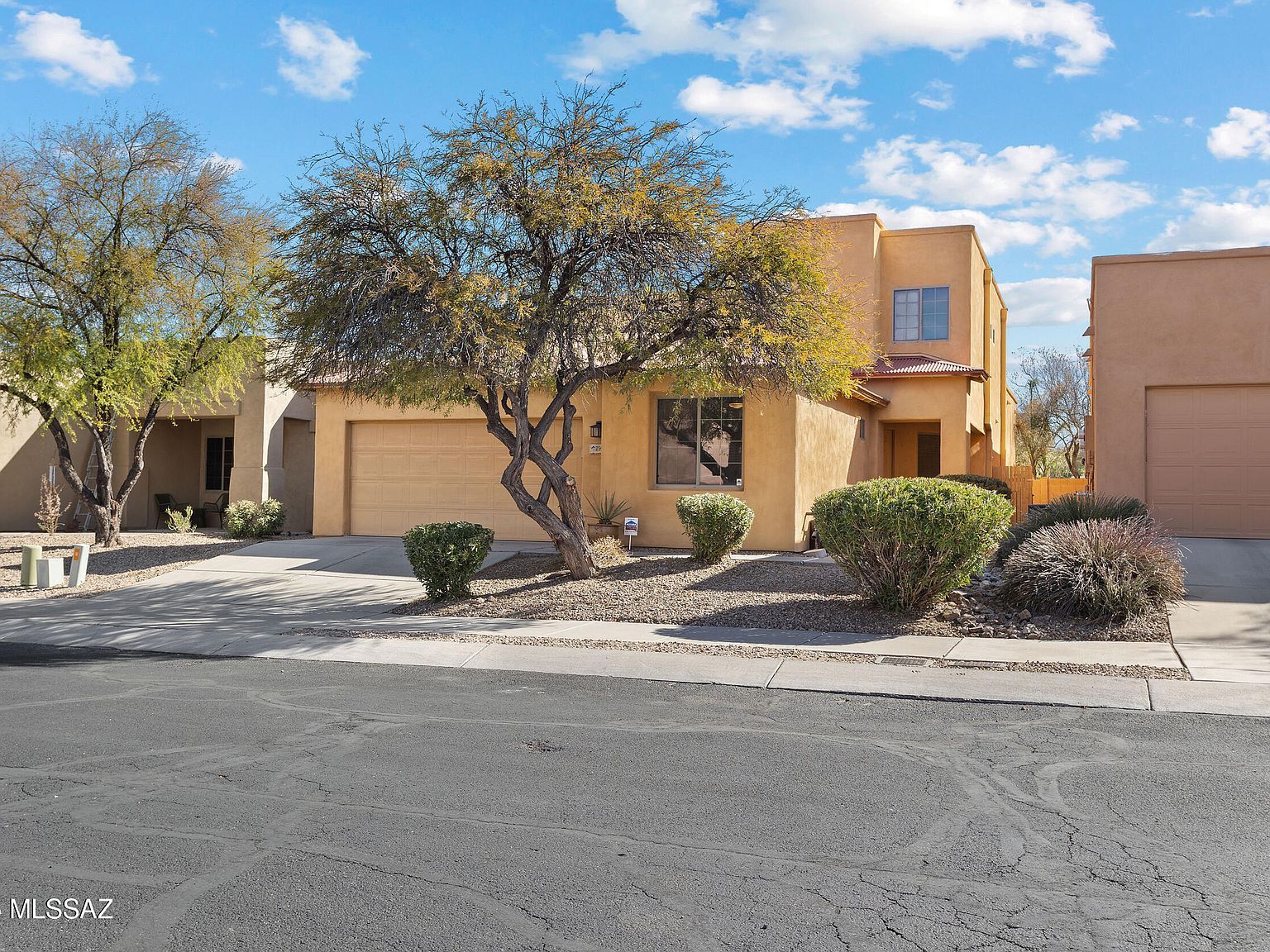 2540 N Yellow Flower Trl Tucson, AZ 85715 - Thumbnail 4